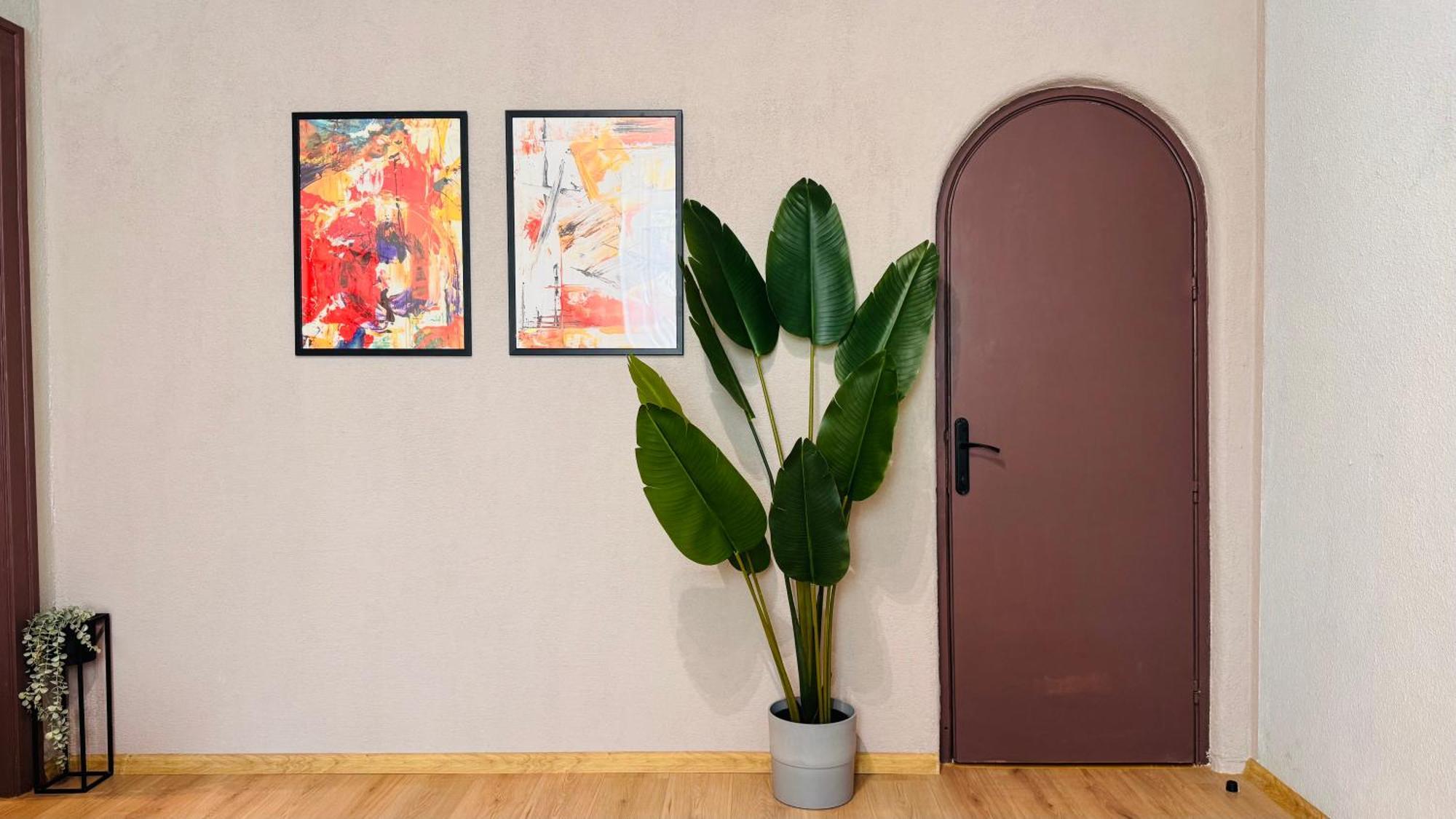 Ideal Home - Spacious & Modern Accommodation Near Unirii Square ブカレスト 部屋 写真