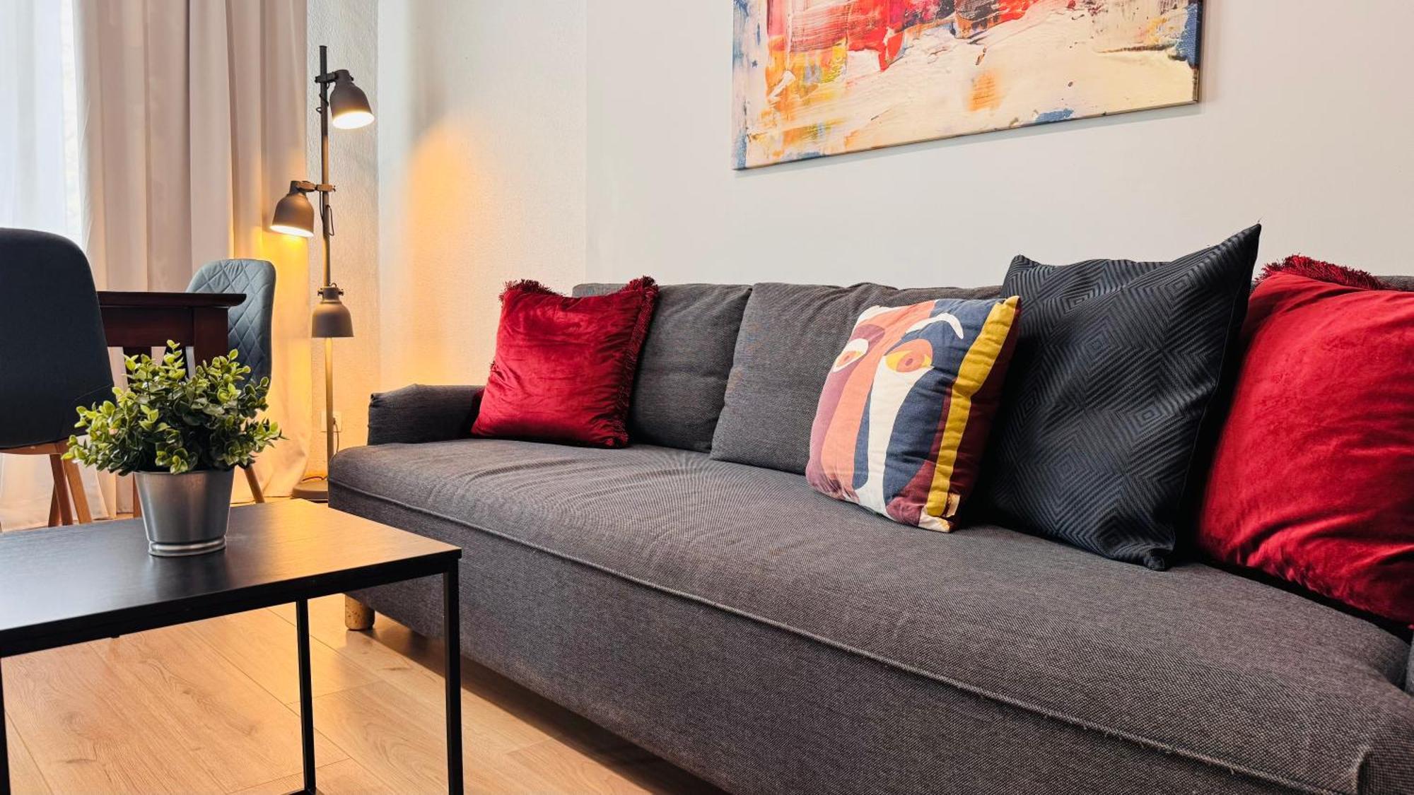 Ideal Home - Spacious & Modern Accommodation Near Unirii Square ブカレスト 部屋 写真