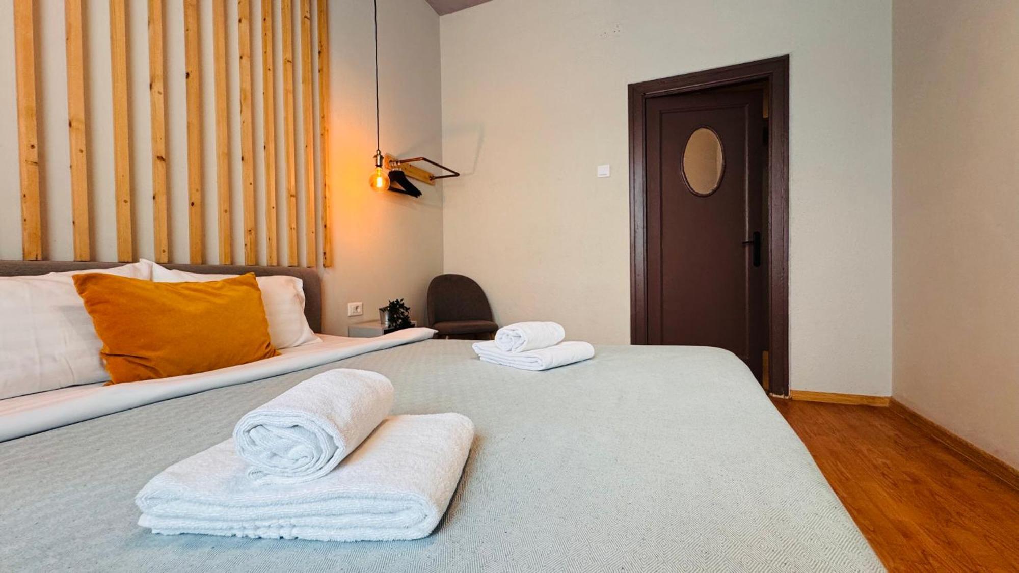 Ideal Home - Spacious & Modern Accommodation Near Unirii Square ブカレスト 部屋 写真