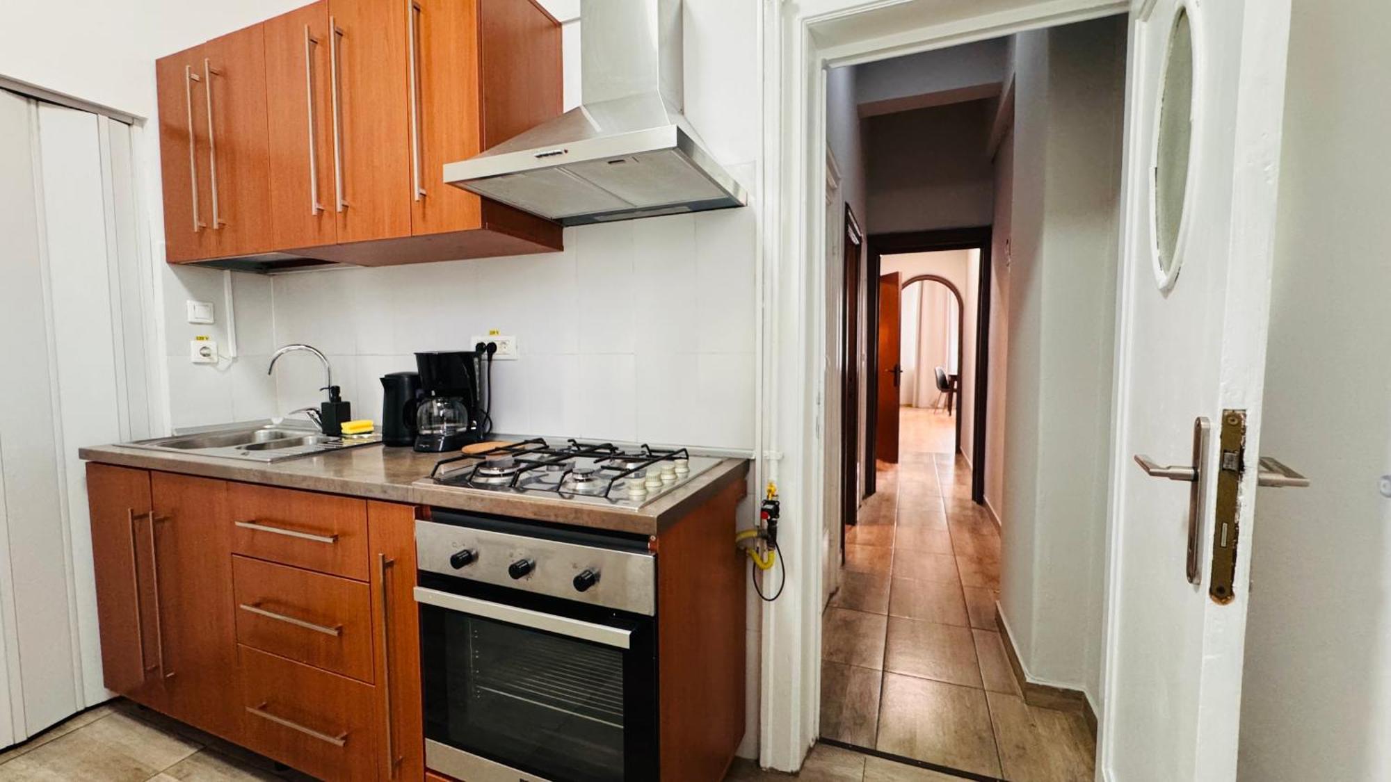 Ideal Home - Spacious & Modern Accommodation Near Unirii Square ブカレスト 部屋 写真