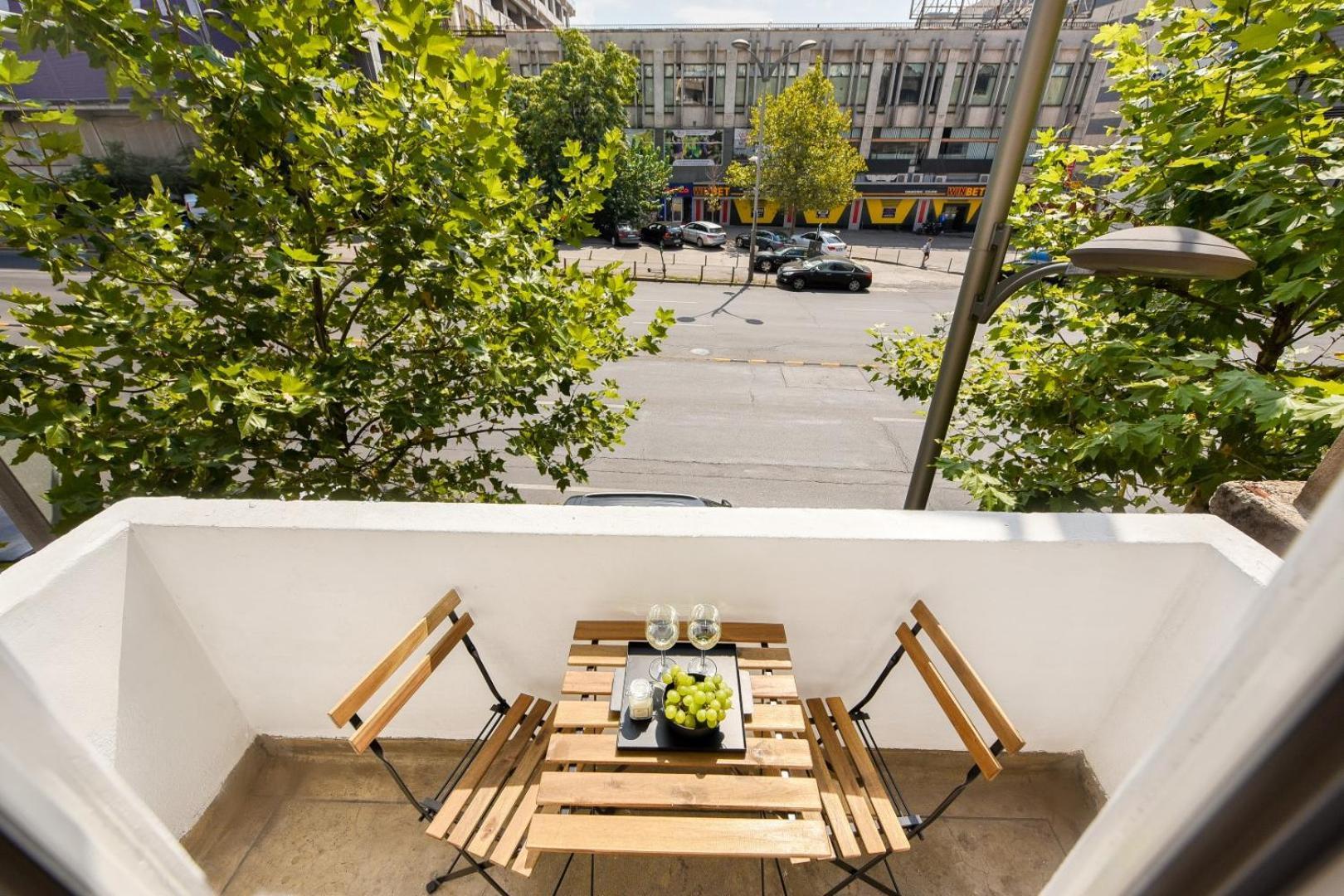 Ideal Home - Spacious & Modern Accommodation Near Unirii Square ブカレスト 部屋 写真